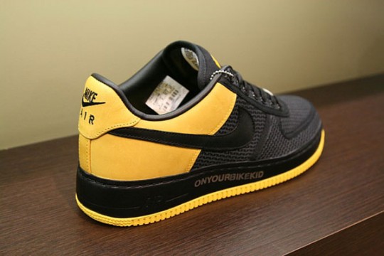 Undefeated Livestrong Nike Air Force 1 Supreme (http://www.stylehunter.cz)