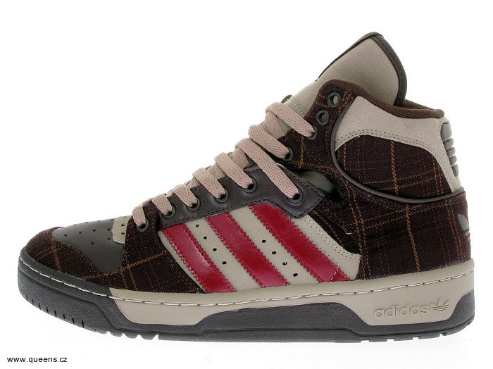 Nové modely sneakers adidas / Queens.cz (http://www.stylehunter.cz)