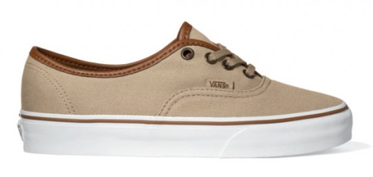 Vans California Holiday 2010 / Jednoduché kecky Authentic CA  (http://www.stylehunter.cz)