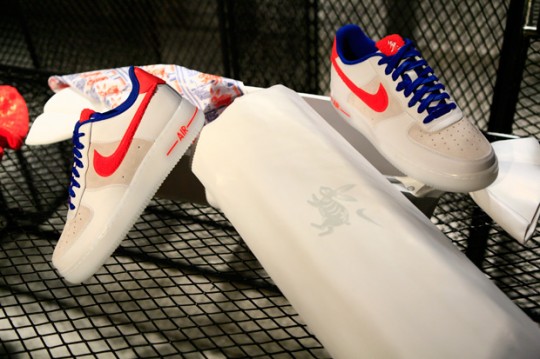 Oslava Nového roku / Nike Air Force 1 Supreme Year Of The Rabbit (http://www.stylehunter.cz)