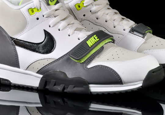 Nike Air Trainer 1 Mid jaro 2011 / Strap je zpět (http://www.stylehunter.cz)