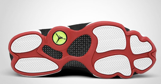 Air Jordan 13 Retro Playoff / Legendární barevné provedení (http://www.stylehunter.cz)