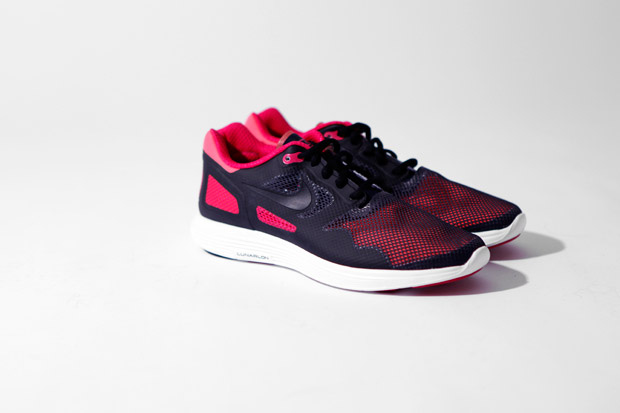 Nike Lunar Flow / Technologie jde ruku v ruce s estetikou (http://www.stylehunter.cz)