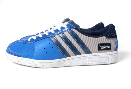 adidas Originals x HECTIC YOPS! Detailní pohled na kecky