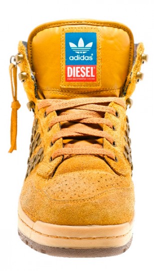 adidas Originals x Diesel / Ze světa džínsů (http://www.stylehunter.cz)