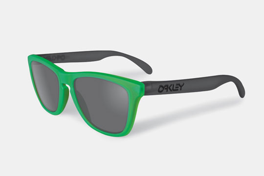 Oakley Blacklight Pack / Tak trochu bláznivé Frogskins (http://www.stylehunter.cz)