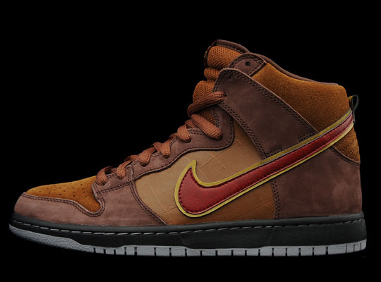 Kotníkové tenisky Nike SB Dunk Hi Cigar