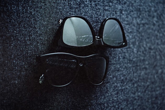 mastermind JAPAN x Oakley Frogskins / Exkluzivní sluneční brýle (http://www.stylehunter.cz)
